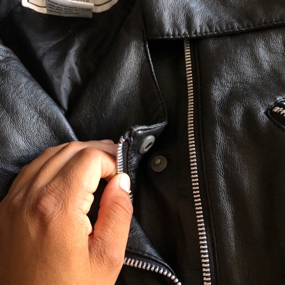 BB Dakota Black Leather Cropped Motorcycle Jacket - Picture 5 of 13